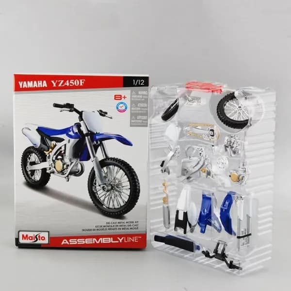 Модель локомотива YAMAHA 1:12/Подарок для мальчиков