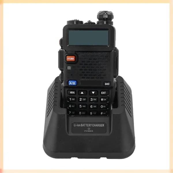 Автомобильное зарядное устройство Baofeng Uv-5R EU/Us/UK/Au/USB/