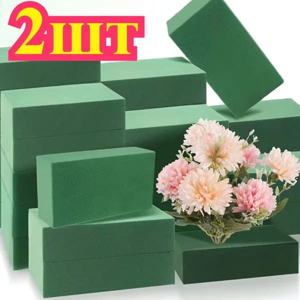 Разрежьте впитывающую губку на кусочки, 2шт.