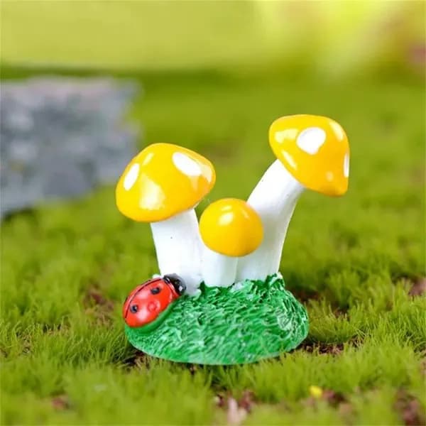 Фигурка садовая