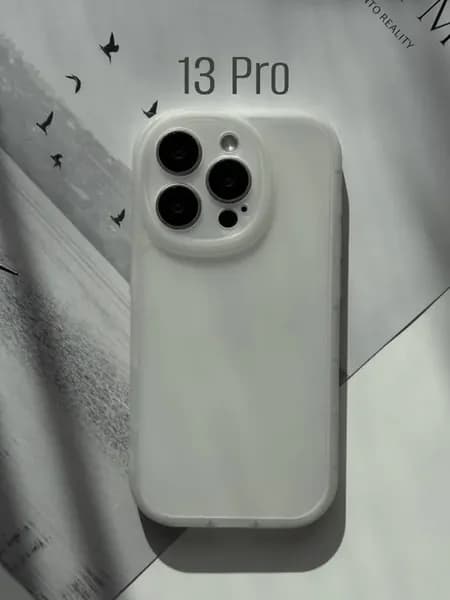 Чехол для iPhone 13 Pro силиконовый