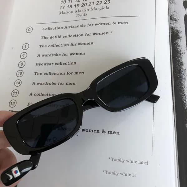 Очки солнцезащитные
