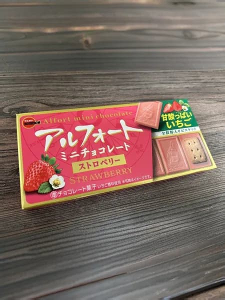 Печенье Alfort Mini с клубничным шоколадом Bourbon, 55 гр_СЛАДКАЯ ЛАВКА