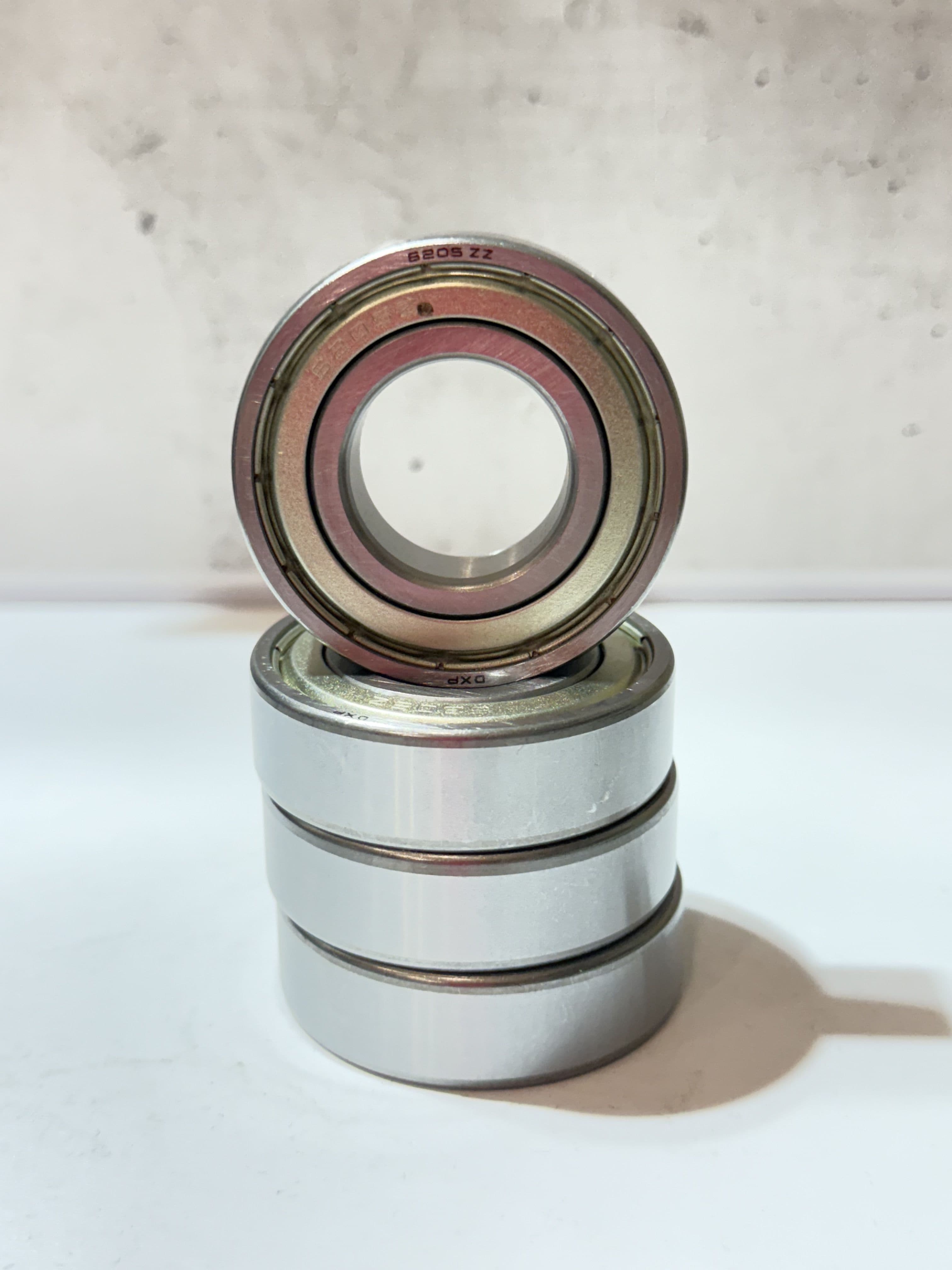 Подшипник 6205 ZZ (80205) Размер 25*52*15