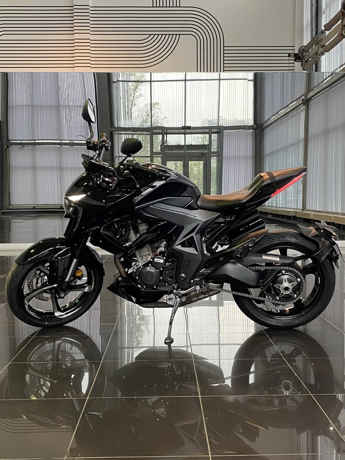 ZONTES ZT350-R1 Мотоцикл, Дорожный, 348 см³ / 40 л.с.