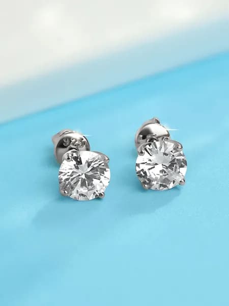 Серебряные серьги пусеты с камнем