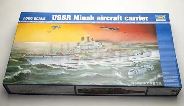 1/700 05703 СССР Авианосец Минск Корабль