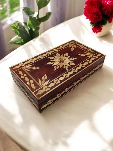 Винтажная деревянная шкатулка, времен СССР. Размер 21х11,5х4см