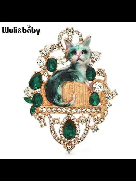 Брошь Wuli&baby кот в корзине, изумрудная