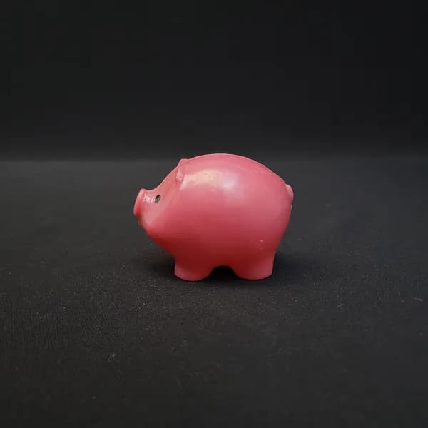 Игрушка винтажная, СССР. Пластмассовая фигурка поросенка розового цвета для детских игр