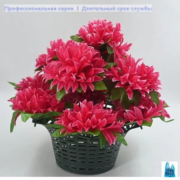 Корзина ритуальная с искусственными цветами