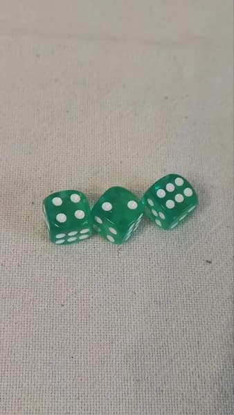 Кубики игральные, для настольных игр 3шт