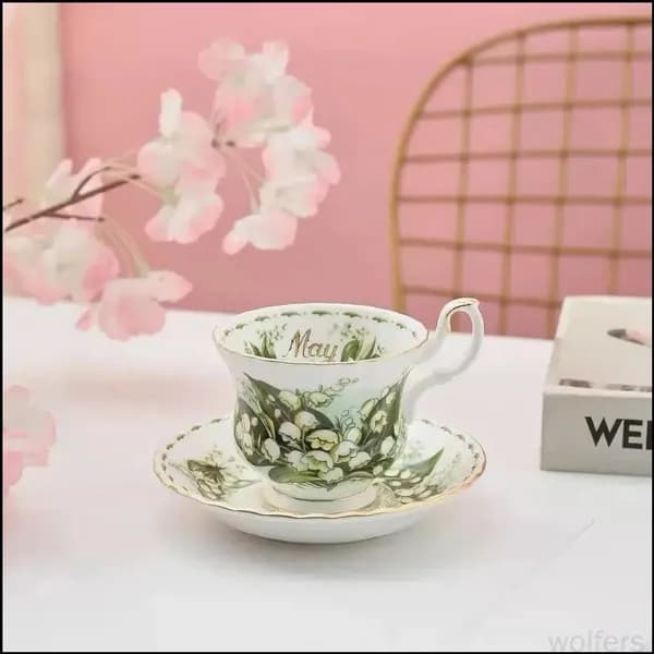 Чайная пара Royal Albert костяной фарфор Ландыш
