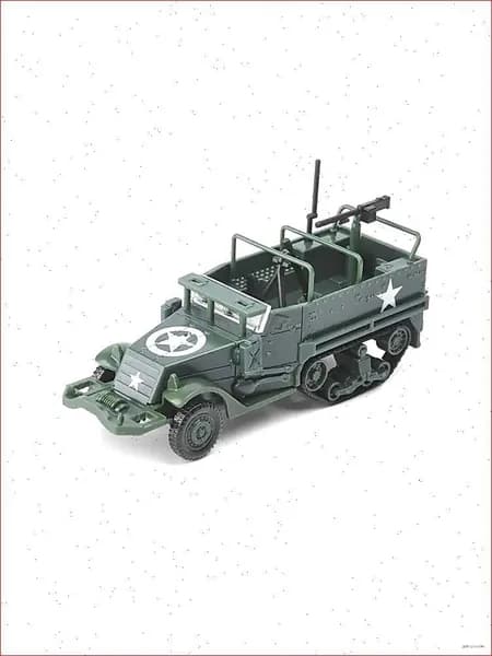 Зеленая американская полугусеничная бронированная машина M3 1: 72 в сборке 4D