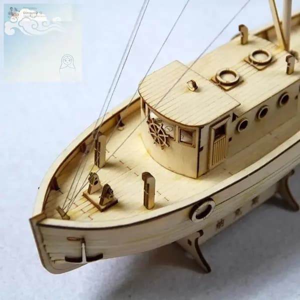 Собранная модель корабля Накс DIY