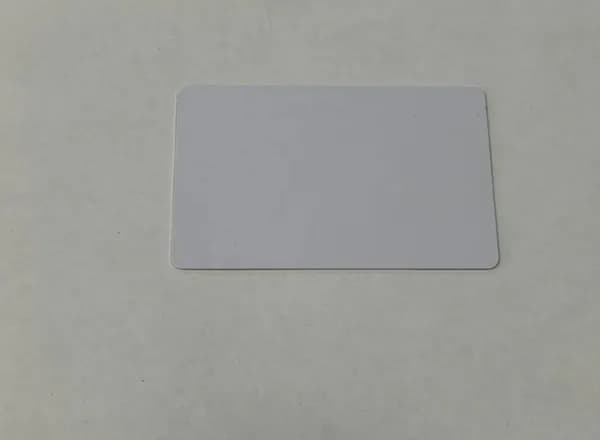 RFID Карта тонкая без номера 1 штука. (неперезаписываемая, уже содержит код) Em-marine, пропуск электронный для СКУД.