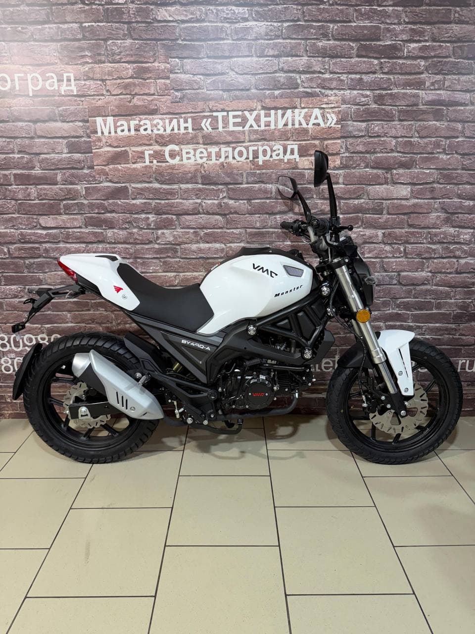 Мопед спортбайк VMC Monster Plus 125 (2025 год)