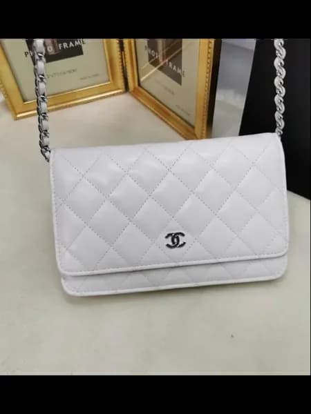 сумка chanel через плечо 20 см