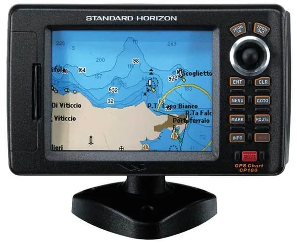 Картплоттер 5" Standard Horizon CP180