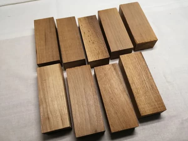Брусок из американского ореха