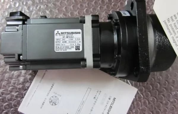 Модуль MITSUBISHI AC SERVO MOTOR HF-MP43G1 HFMP43G1