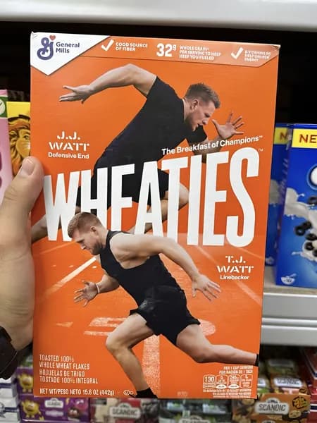 Хлопья Wheaties 100% цельнозерновые, 442 г завтрак чемпионов от General Mills, США.