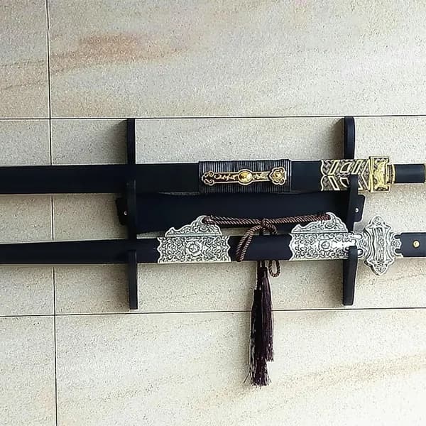 Подставка декоративная под сувенирное оружие, 1 шт.