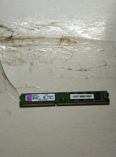 Оперативная память Оперативная память 9905471 - 001.A01LF KVR133303N9/2G DDR3, 1 x (9905471 - 001.A01LF KVR133303N9/2G)