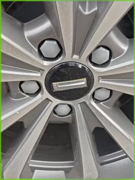 Защитные колпачки на колесные болты для Haval H7 H8, WEY VV7, 19 мм, серые, с съемником