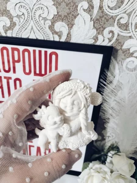 Фигурка из гипса - раскраска девочка с олененком