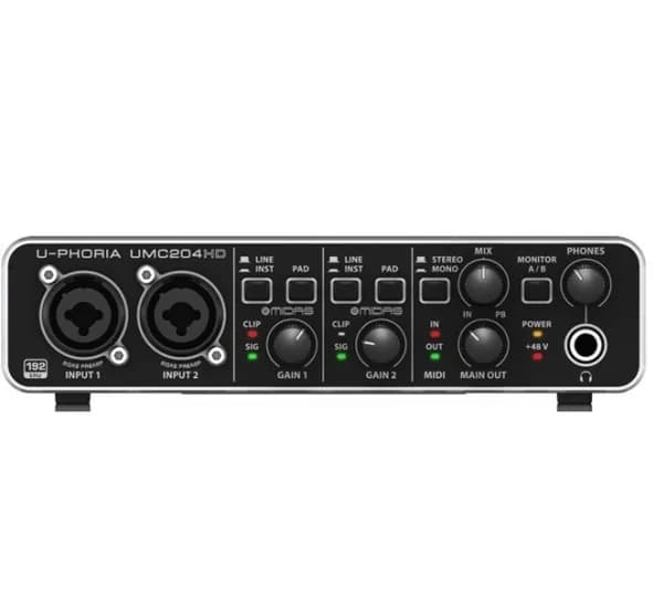 Behringer UMC204HD USB интерфейс
