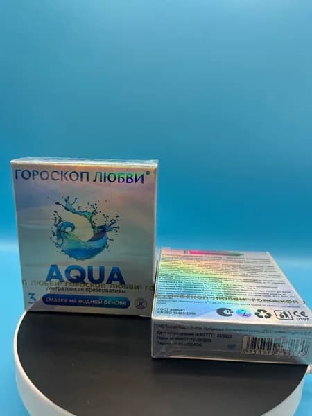 Презервативы 9шт Гороскоп любви Аква в смазке на водной основе гладкие с ароматом клубники 3 упаковки по 3 штуки