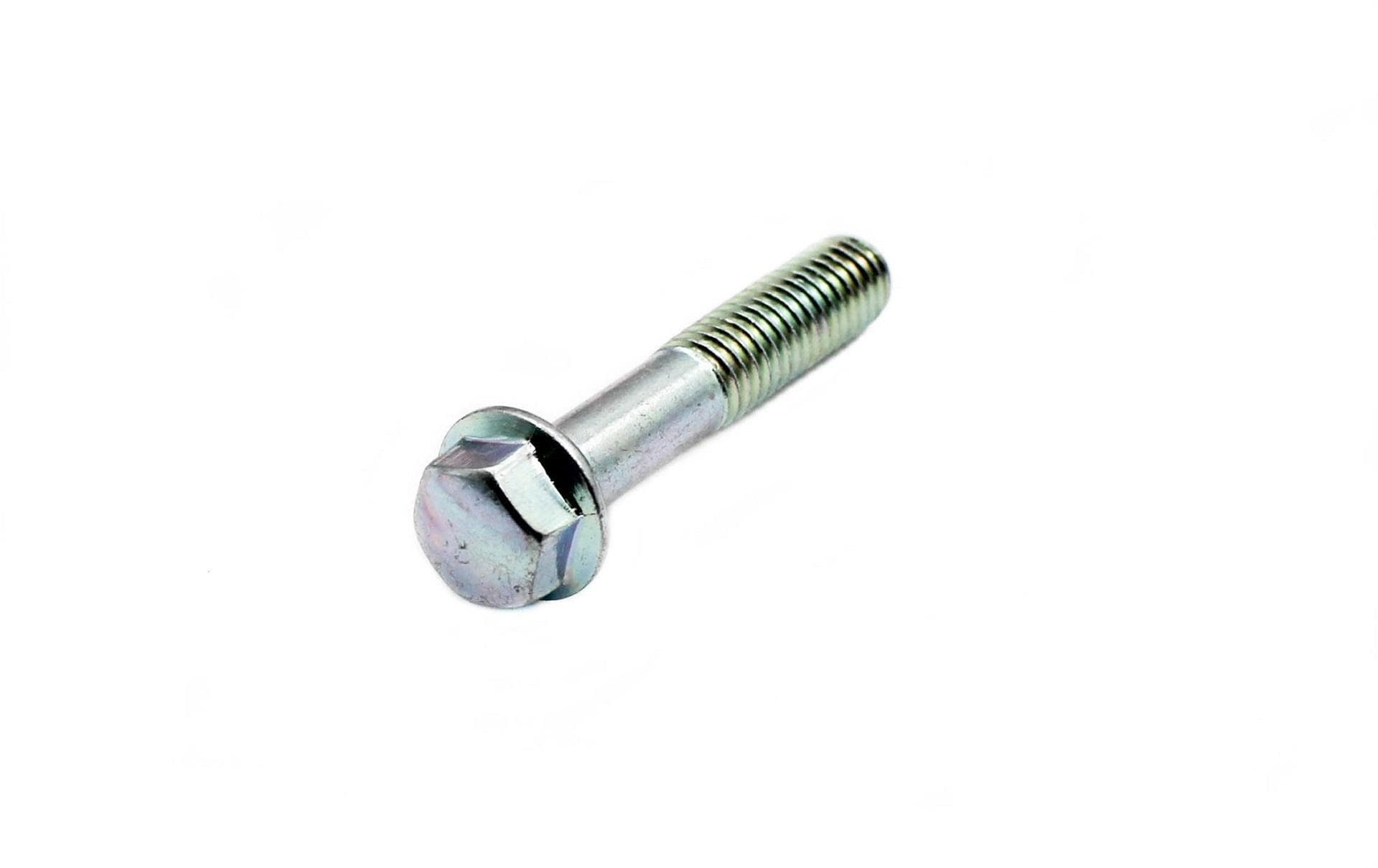 Болт крышки картера M6x32