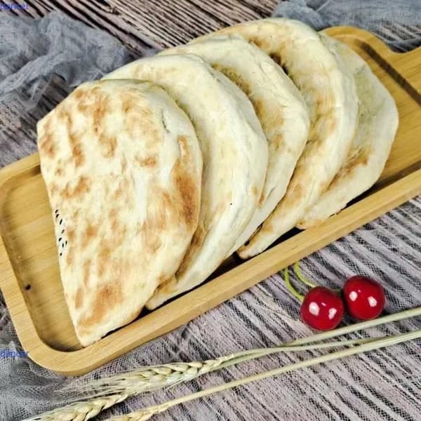 Лепешка для супа с бараниной, хрустящая булочка в форме полумесяца из Дали, фирменный продукт Вэйнань Тунчжоу, ручной работы на древесном угле, вакуумная упаковка