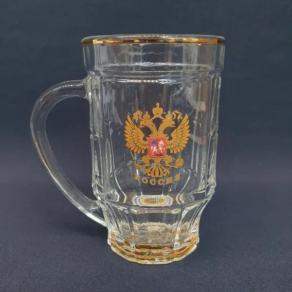 Винтажная кружка из стекла СССР. Декор герб России, граненая форма, с ручкой, для коллекции