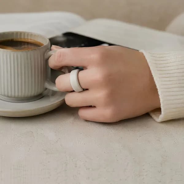 Чехол для кольца Oura Ring 5 из силикона белого цвета размера S