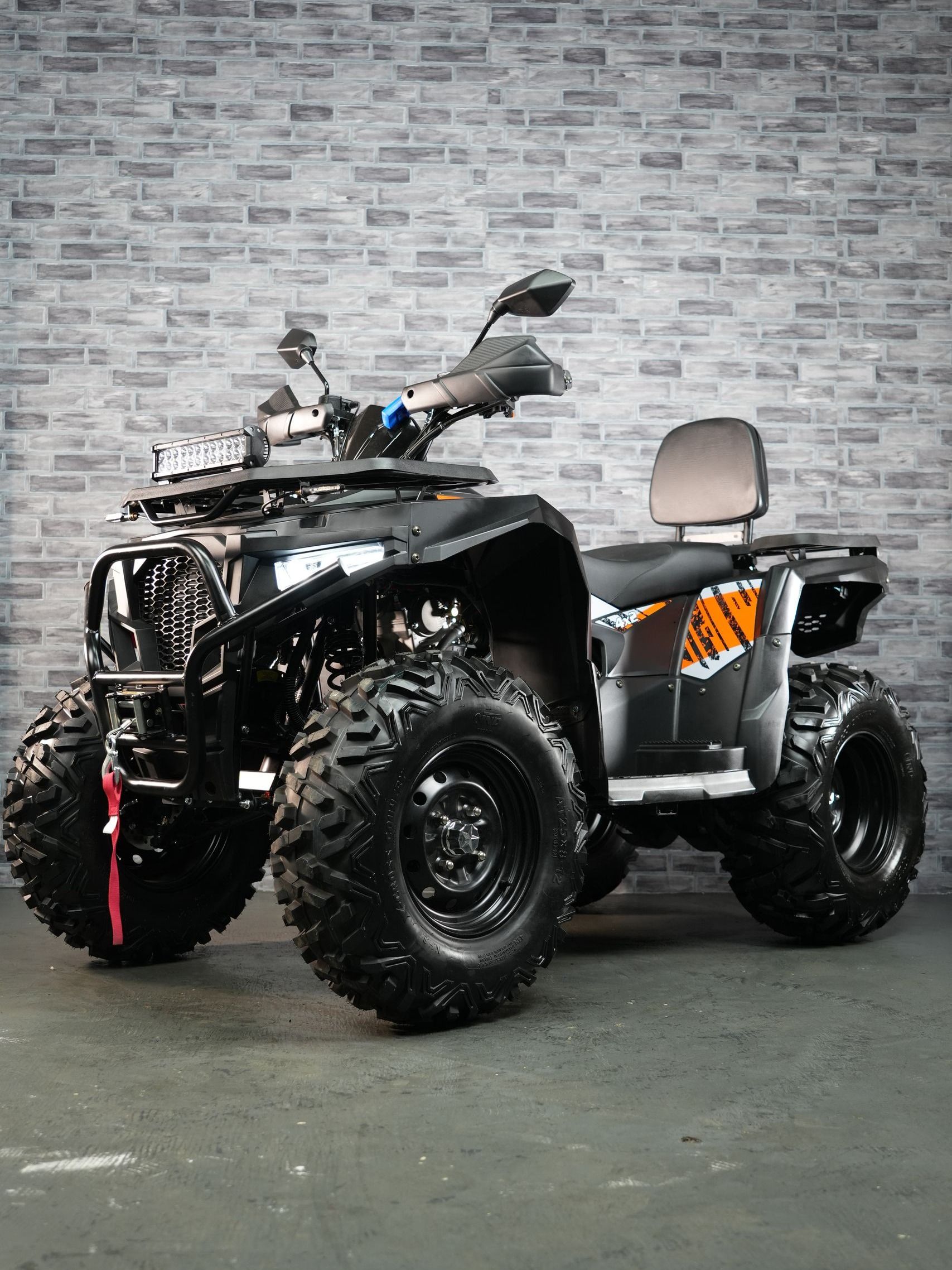 Квадроцикл Avantis Hunter 350 LUX с ПТС, Серый