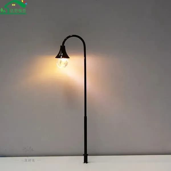 Уличный фонарь с одной головкой 1:87LED 3V-черный-теплый белый