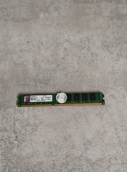 Оперативная память Модуль памяти 99U5471 - 001 A00LF DDR3, 1 x 2 ГБ (Модуль памяти 99U5471 - 001 A00LF)