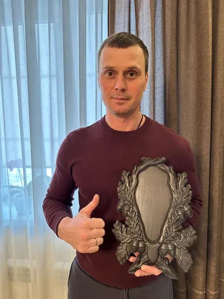 Медальоны, держатели для охотничьих трофеев
