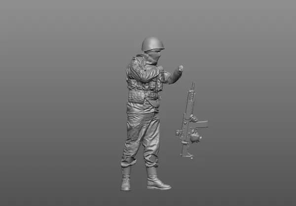 "Солдат №4" Фигурка в масштабе 1:43 для диорам и коллекционирования. (ДВЕ ДЕТАЛИ) Высота фигурки 4 см.