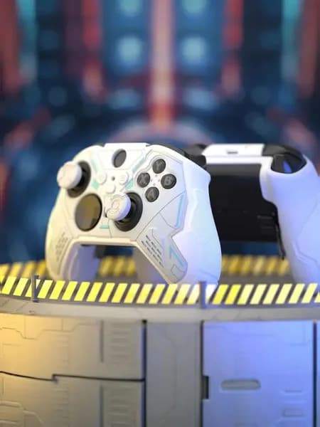 силиконовый чехол Stellar Mecha для Xbox Elite Series 2 / Core, противоскользящий, с накладками на стики, белый