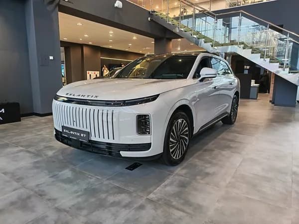 ESTEO Exlantix ET Автомобиль 1.5 л AT, Внедорожник 5 дв. Top Серебряный