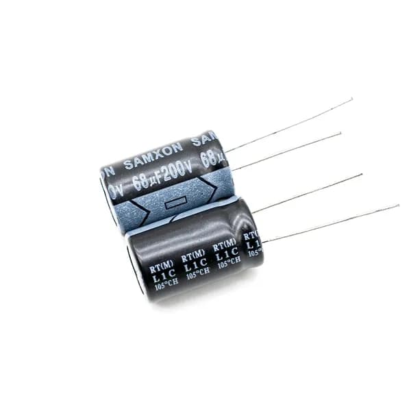 2шт.Конденсатор 200В-68мкФ (68uF-200V, 13x20мм)