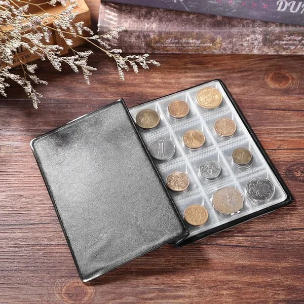 Книга для монет из ПВХ, 120 ячеек, красная, 15,2 11,2 0,6 см