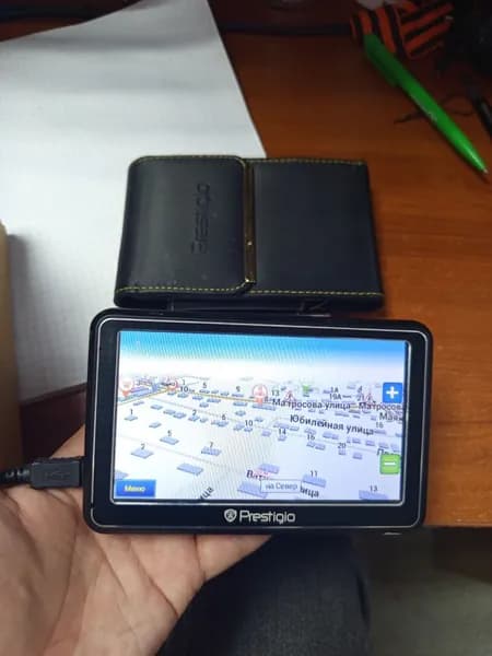 Навигатор Prestigio 5250BT
