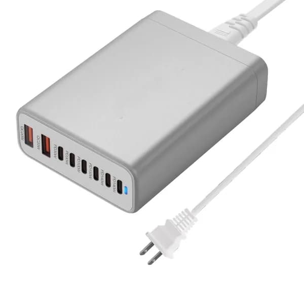 Компактный зарядный концентратор 580W с USB-C и USB-A, Щепка - US