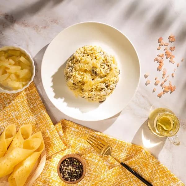Салат Викинг с мясом птицы М Кухня 200г