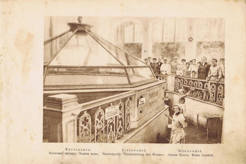 Кавказ. Кисловодск. Источник нарзана. Подача воды. Антикварная фотогравюра. СССР, 1930 год