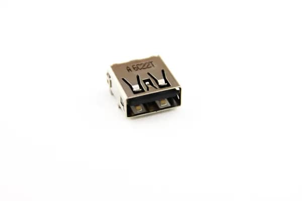 Разъем USB 162